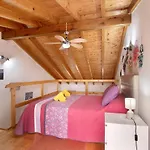 Ana Townhouse *