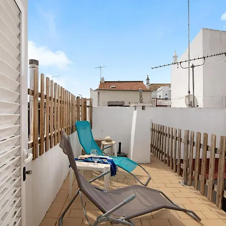 Ana Townhouse Nyaraló