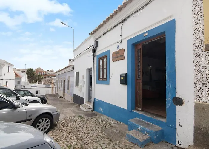 Ana Townhouse Тавира