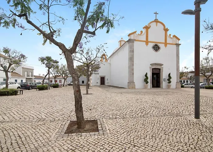 Сasa de vacaciones Ana Townhouse