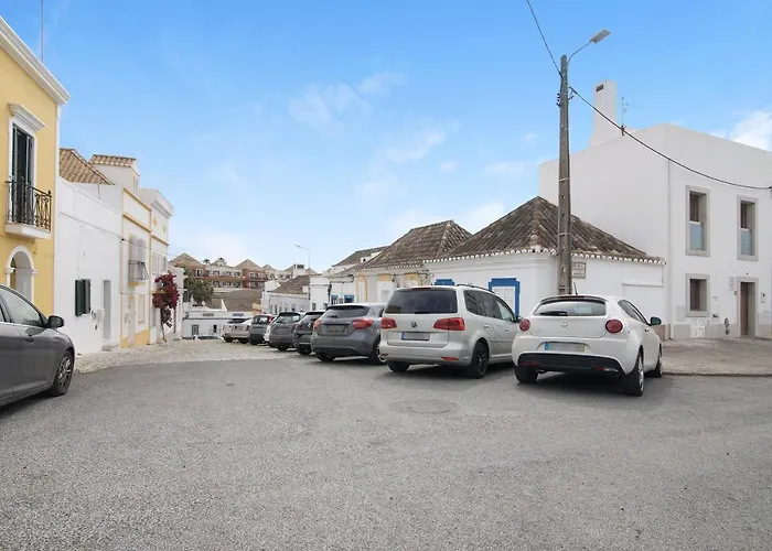 Ana Townhouse