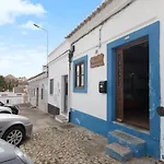 Ana Townhouse تافيرا